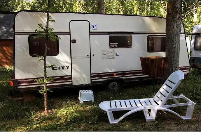 Camping Pirineos Cien Lagos Esterri D'Aneu Campsite