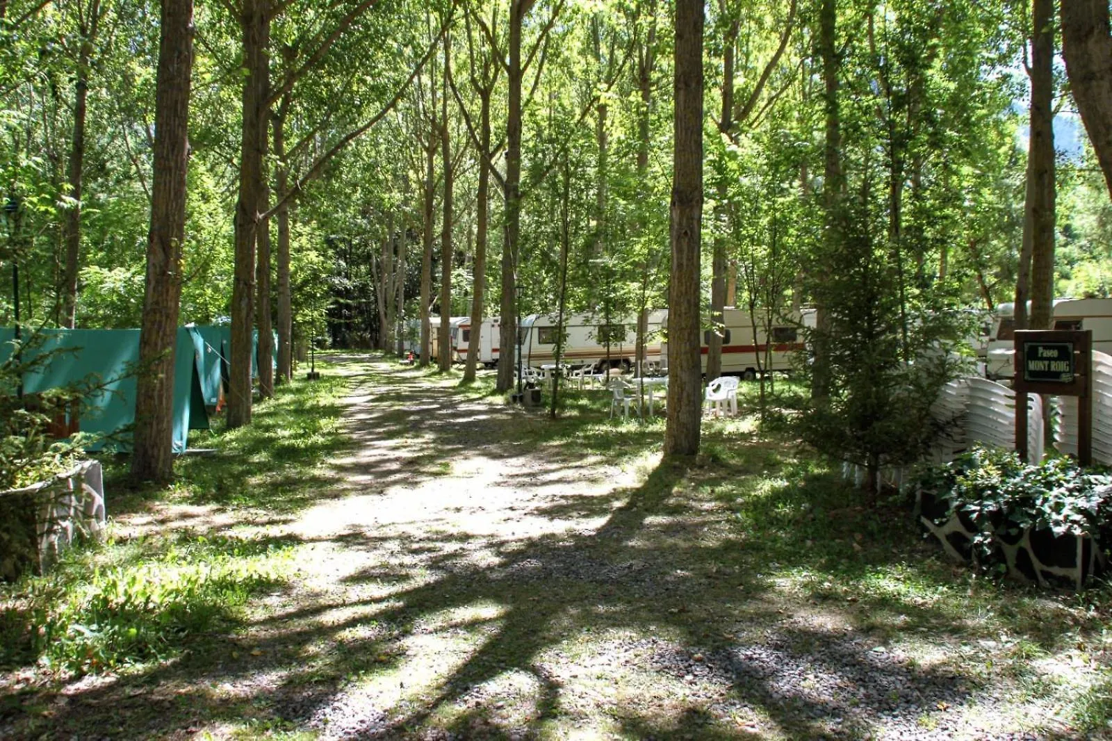 Camping Pirineos Cien Lagos Esterri D'Aneu Spain